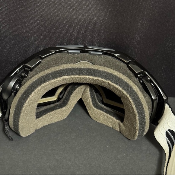 Oakley Airbrake MX Googles XL dirtbike ski motorcross-Black - Picture 7 of 15